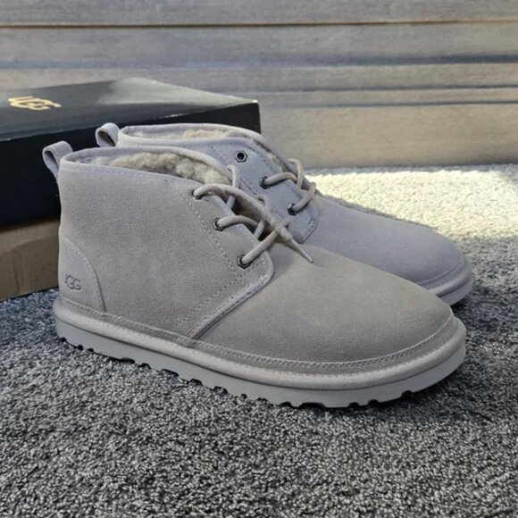 UGG Men's Neumel Suede Boots NEW size 10 - Picture 1 of 12
